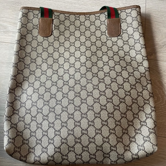 Gucci Plus Tote Bag - Picture 13 of 16